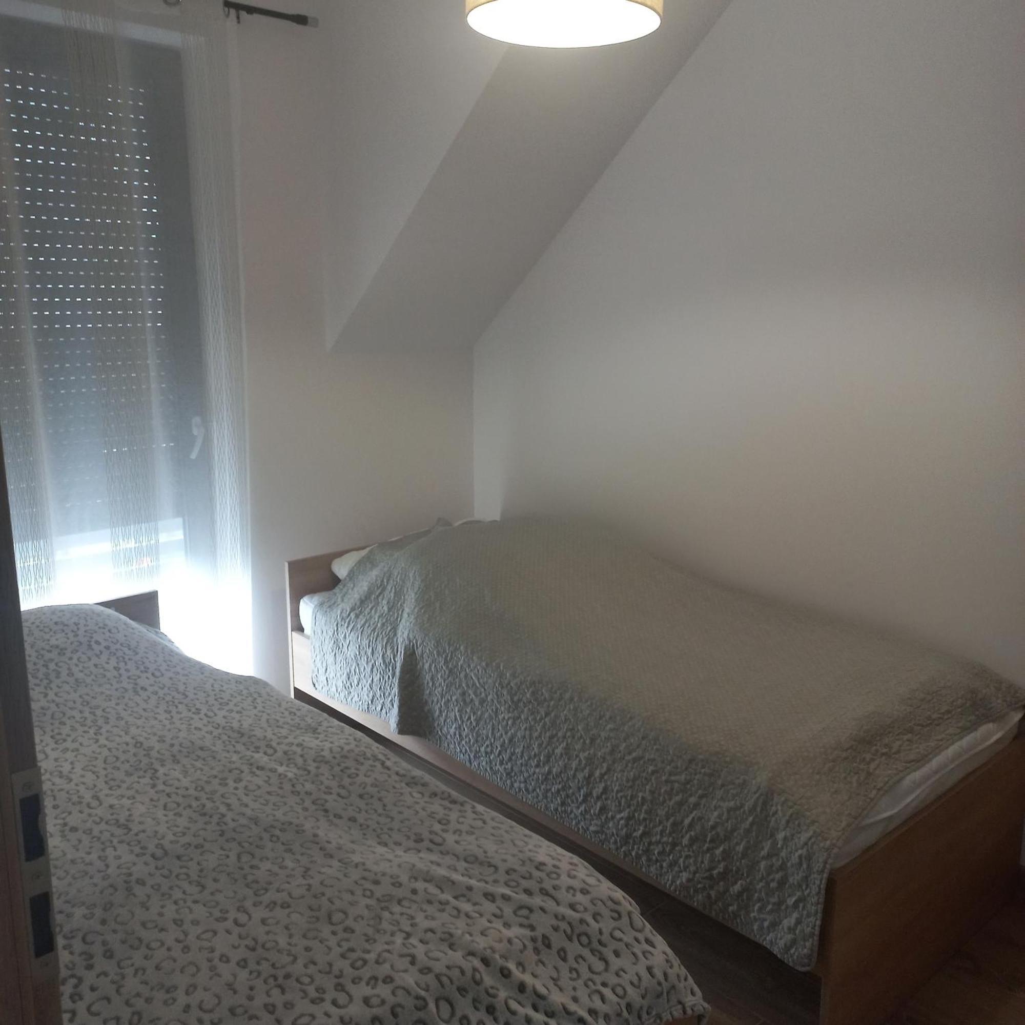 Apartamenty Josef Zbroslawice Buitenkant foto